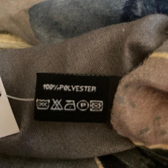 Floral Duster - Picture 9 of 9